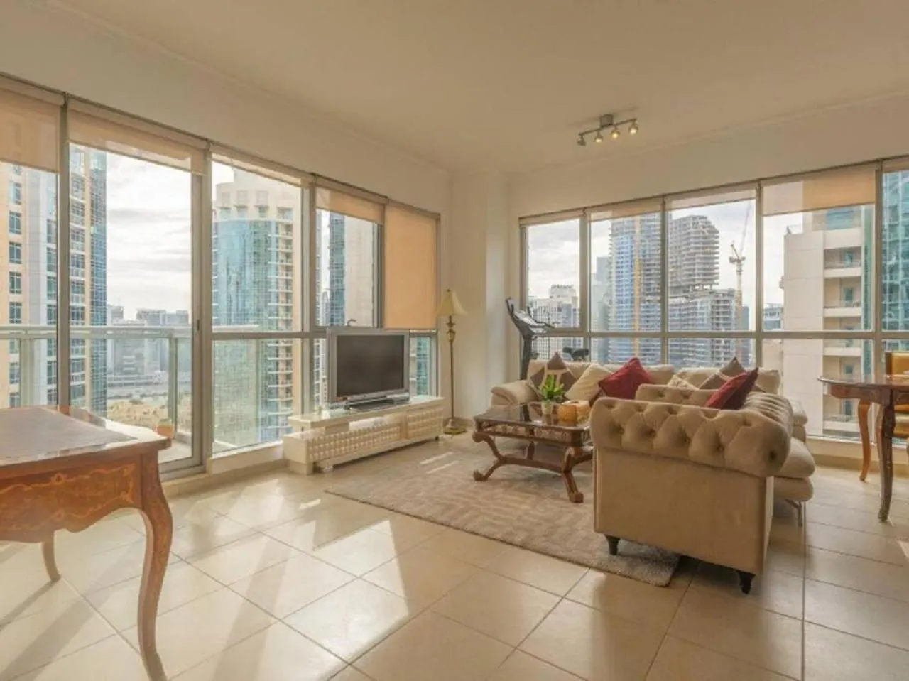 Elegant Apartment Overlooking Dubai Mall Fountain. United Arab Emirates